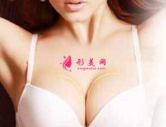 自体脂肪隆胸一次填充多少脂肪？