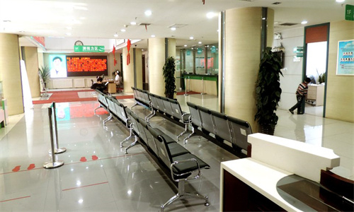 成都虫牙汇聚前五的三甲医院,成都菲乐医疗美容口碑技术点评曝光