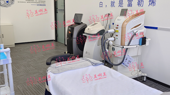 哈尔滨双燕医疗做双眼皮技术厉害吗？其他医美方面呢？实力派医生推荐！