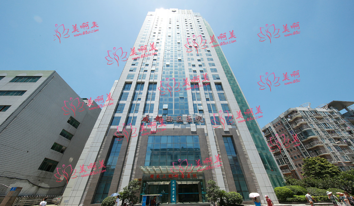 成都西区医院隆胸技术过关吗？宋华敬医生技术超赞，价格还不贵！