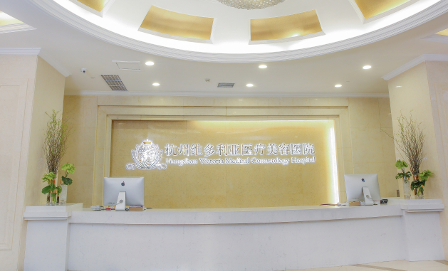 杭州地区隆胸大概要多少钱？参考几家热门医院收费情况~