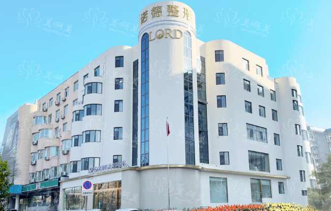济南哪些医院做假体隆胸做得好？下面几家口碑很赞的！