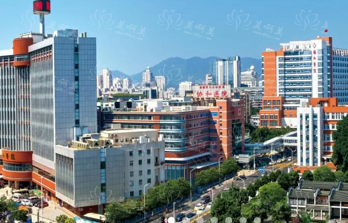 福州哪些医院做假体隆胸技术在线？福建省立、福州市第一医院等很靠谱！