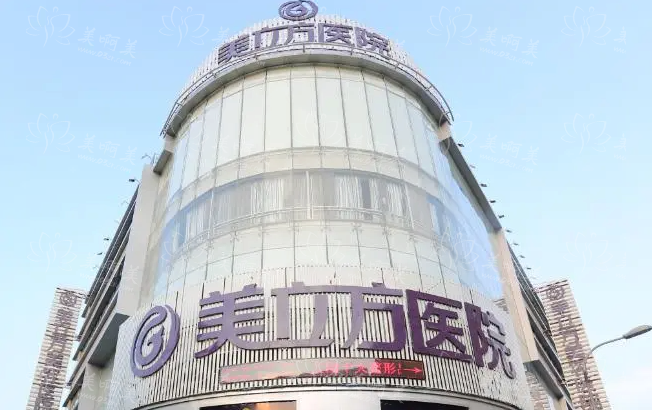 东莞地区想要隆胸推荐去哪？华美、壹加壹、美立方三大医院值得信赖！