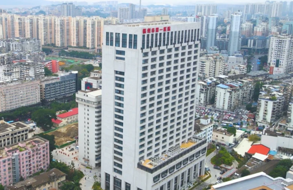 福州整形医院隆胸技术排行榜来袭，看看哪家医院技术更高超!