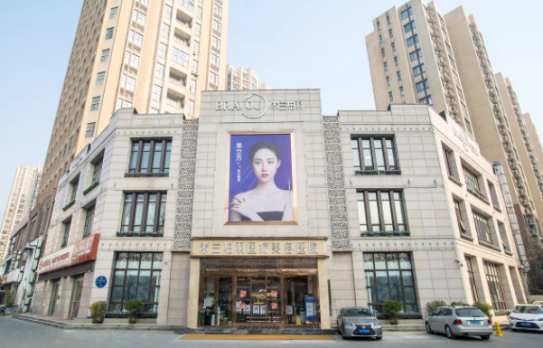 西安整形医院排名前五：探索哪家整形技术更胜一筹