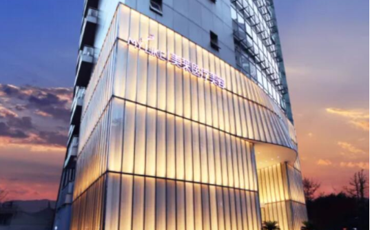 上海五家高口碑医院的奥美定取出技术测评：全面对比解析