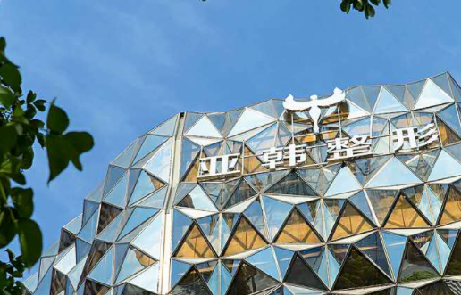 武汉整形医院抽脂技术对比：亚韩，乐美，美莱等谁更靠谱？