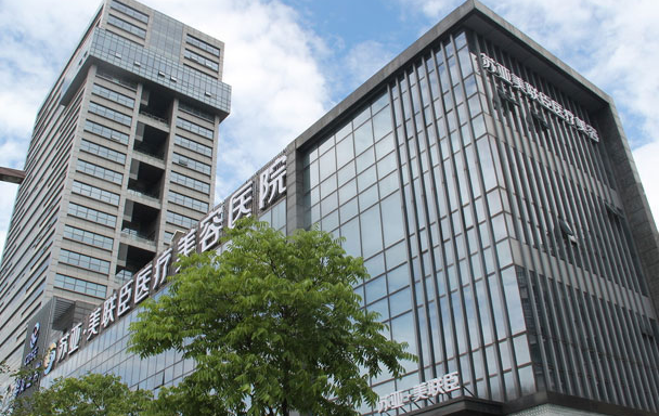 无锡地区哪家医院隆胸技术更好？市二院、施尔美等十分可靠！
