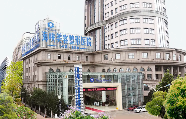 济南隆胸修复医院哪家技术更好?下面五家技术实力很靠谱!