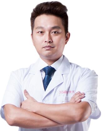 武汉隆鼻哪个医院专业 武汉美天假体隆鼻价格表 在线预约隆鼻专家