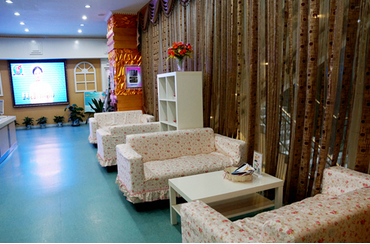 南充激光除皱医院哪家好|多少钱 激光除皱能维持几年