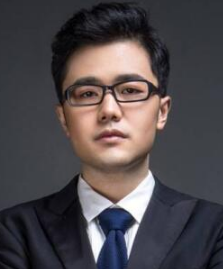 成都祛斑医院排名 成都艺星激光美白专家简介 激光祛斑效果图