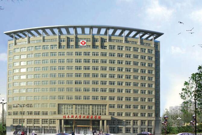 佳木斯口腔医院哪个医生好？张国梁从事牙科职业多年